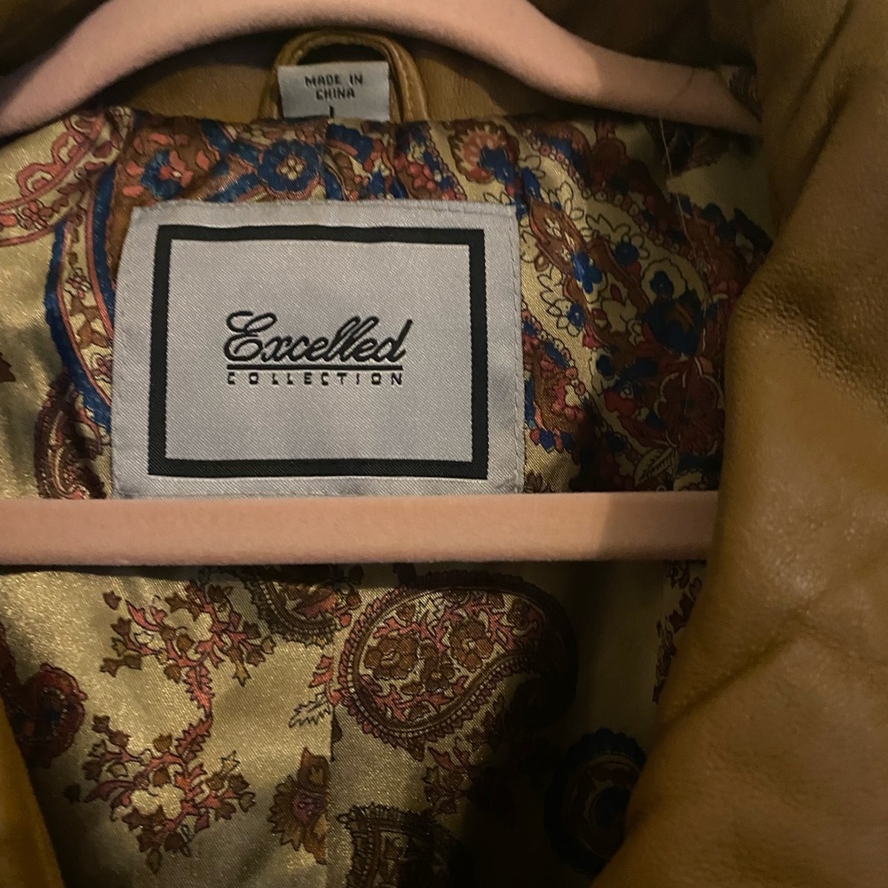 Jacket - Picture 2 of 4